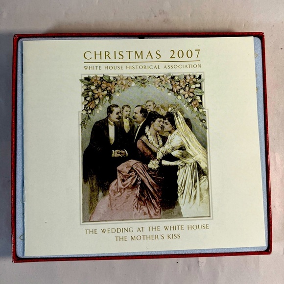 Christmas 2007 WHITE HOUSE HISTORICAL ASSOCIATION CHRISTMAS ORNAMENT w/ BOOKLET - Picture 2 of 6